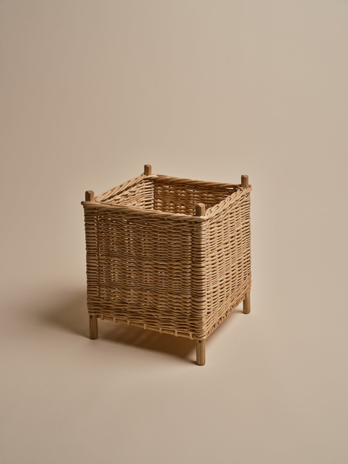 Wicker Cache Pot