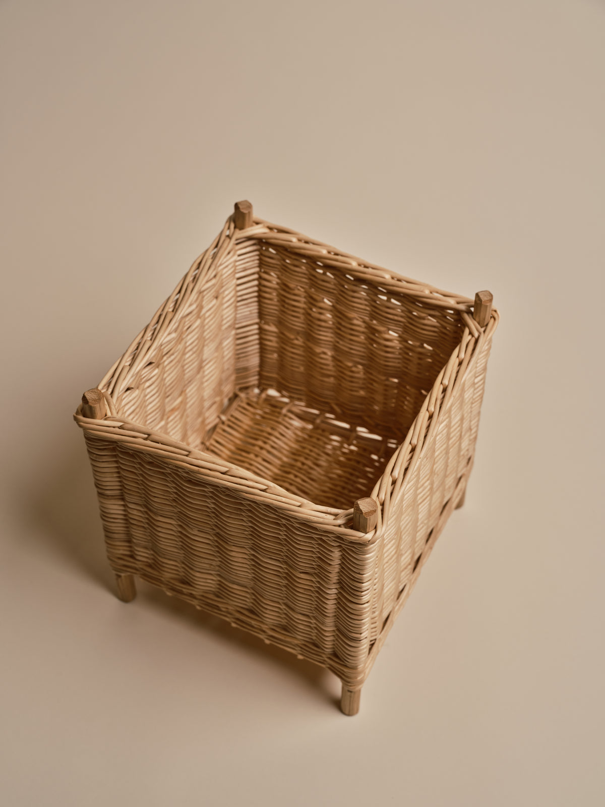 Wicker Cache Pot
